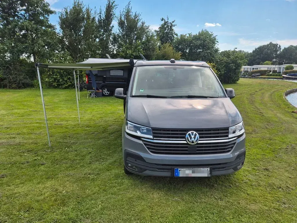 Gebraucht VW California Edition 150 PS (110 kW) 2022 Grau Van