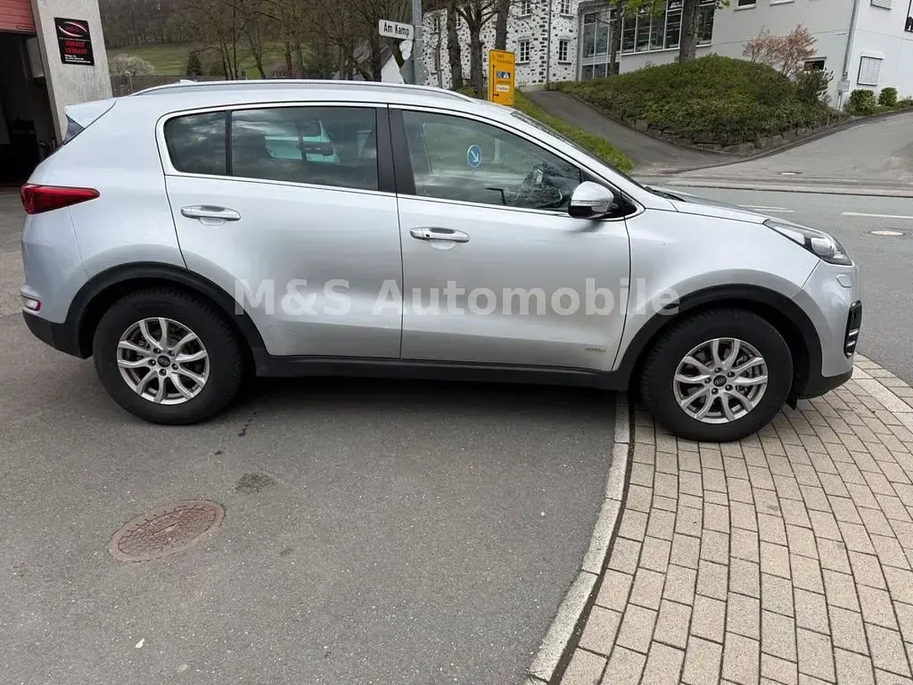 Gebraucht Kia Sportage Spirit 185 PS (136 kW) 2016 Silber SUV