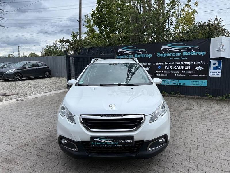 Weiß Gebraucht 2013 Peugeot 2008 Active SUV | 5.700 € (Etwas zu teuer) - Bild 1/4