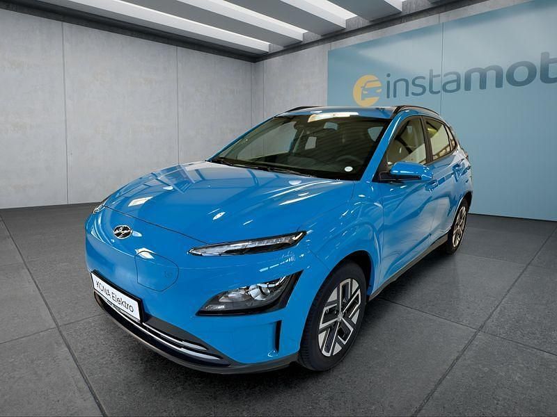 Blau Gebraucht 2024 Hyundai Kona SUV | 23.399 € (Fairer Preis) - Bild 1/4