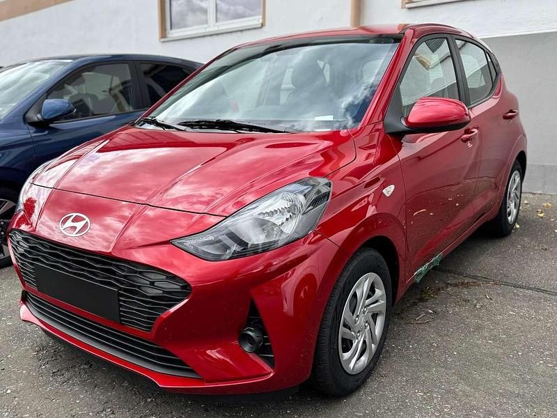 Dragon red Neu 2025 Hyundai i10 Kleinwagen | 16.490 € (Fairer Preis) - Bild 1/4