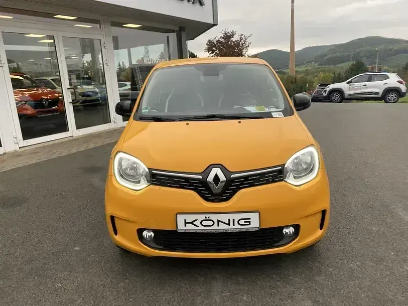 Brugt Renault Twingo Techno 60 kW (82 HK) 2023 Gul Hatchback