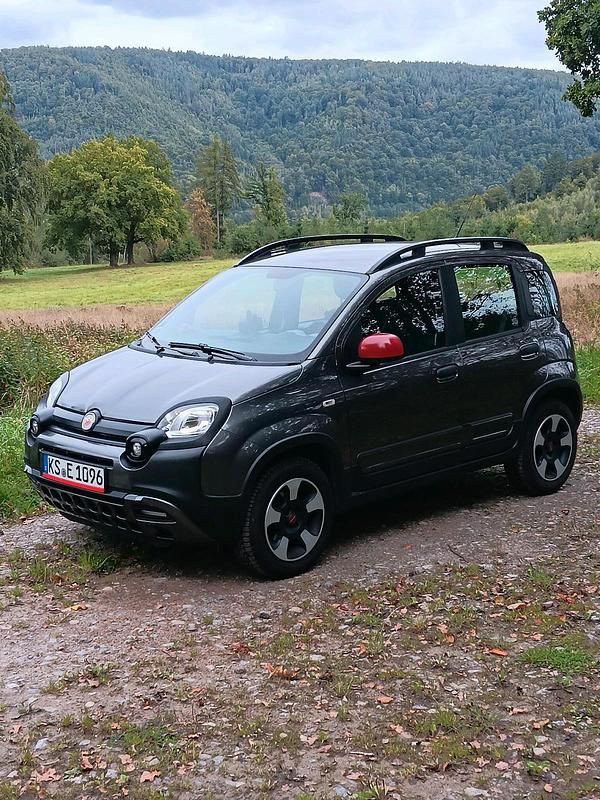 Grau Gebraucht 2017 Fiat Panda Cross Cross Kleinwagen | 8.000 € (Fairer Preis) - Bild 1/4