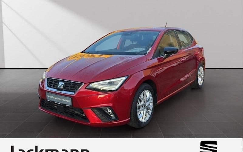 Rot Gebraucht 2023 Seat Ibiza FR Limousine | 18.990 € (Guter Preis) - Bild 1/4