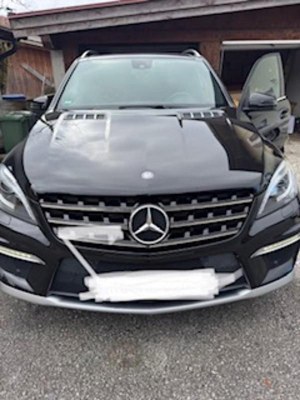 Gebraucht Mercedes ML63 AMG 525 PS (386 kW) 2012 Schwarz SUV