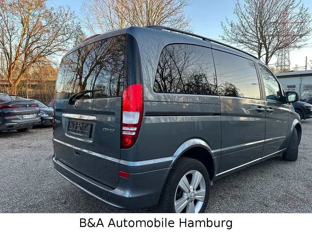 Gebraucht Mercedes Viano Edition 163 PS (119 kW) 2012 Flintgrau Van / Kleinbus