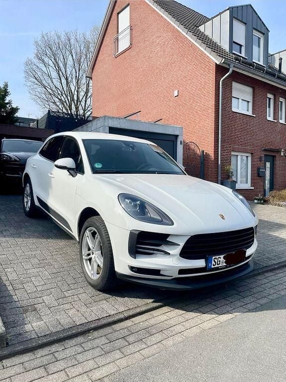 Gebraucht Porsche Macan 245 PS (180 kW) 2021 Weiß SUV