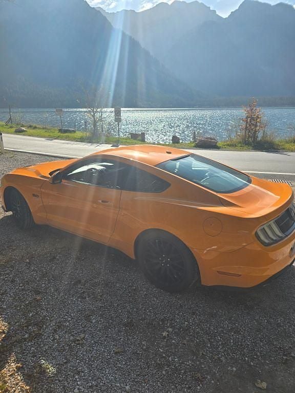 Gebraucht Ford Mustang Fastback 468 PS (344 kW) 2019 Orange Coupé
