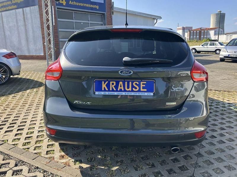 Gebraucht Ford Focus Sport 150 PS (110 kW) 2017 Grau Limousine