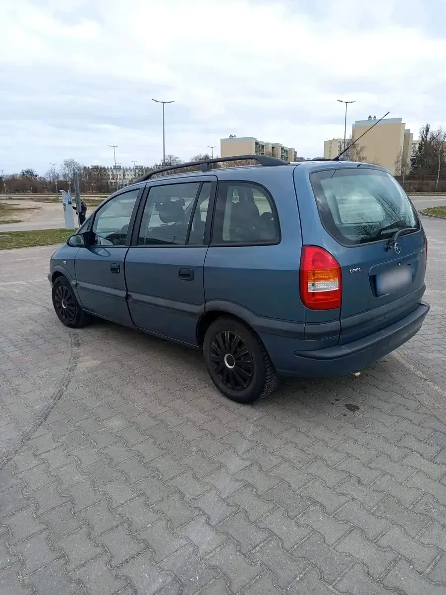 Gebraucht Opel Zafira 116 PS (85 kW) 2000 Blau Van / Kleinbus