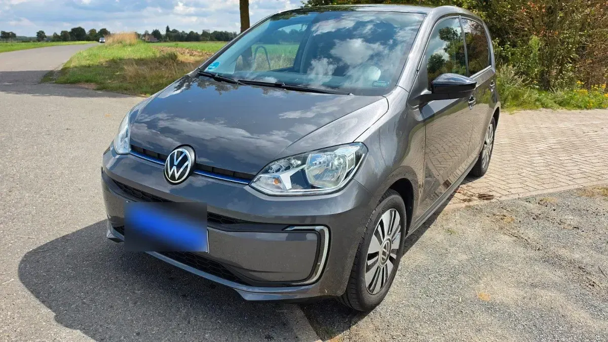 Gebraucht VW e-up! Style 61 kW (83 PS) 2022 Grau Kleinwagen