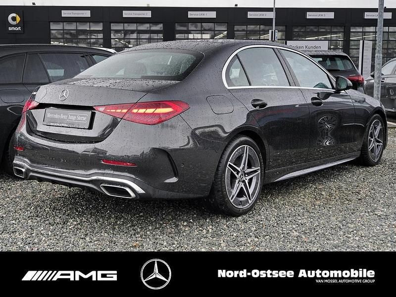 Gebraucht Mercedes C300 AMG 258 PS (189 kW) 2025 Metalliclack graphitgrau Limousine