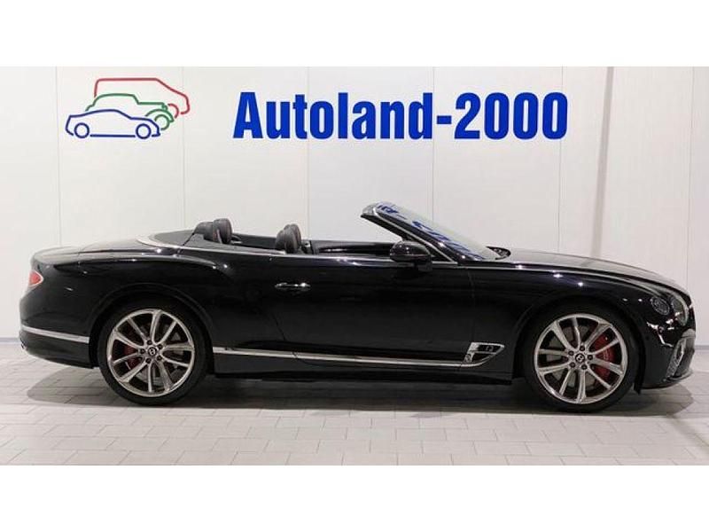 Gebraucht Bentley Continental 635 PS (467 kW) 2019 Onyx metallic (metallic) Cabrio