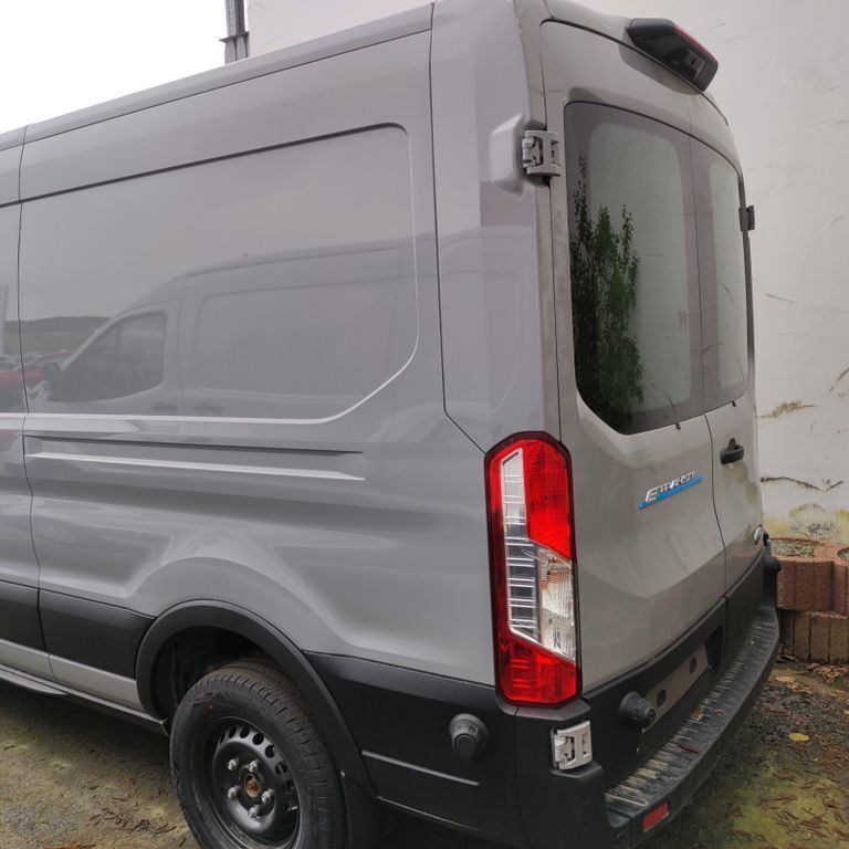 Gebraucht Ford Transit Trend 197 kW (269 PS) 2024 Grau Van / Kleinbus