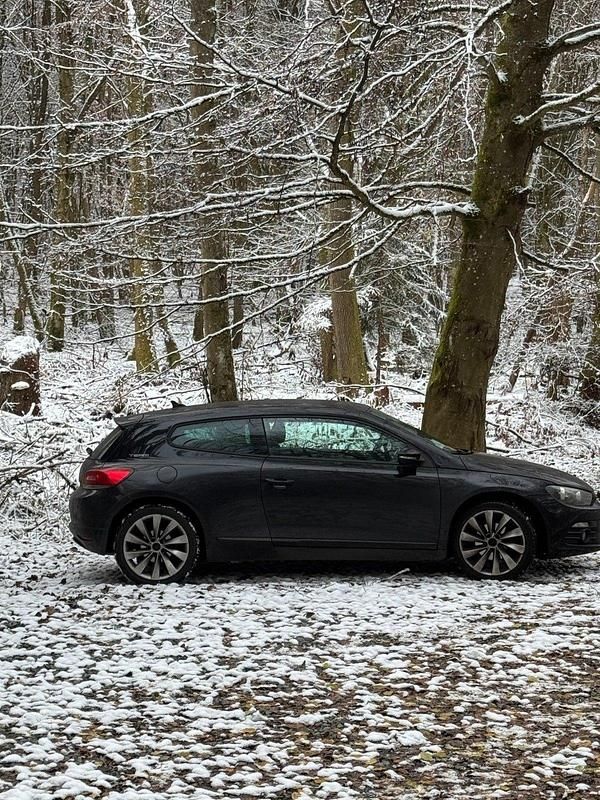 Schwarz Gebraucht 2011 VW Scirocco Coupé | 9.900 € (Etwas zu teuer) - Bild 1/4