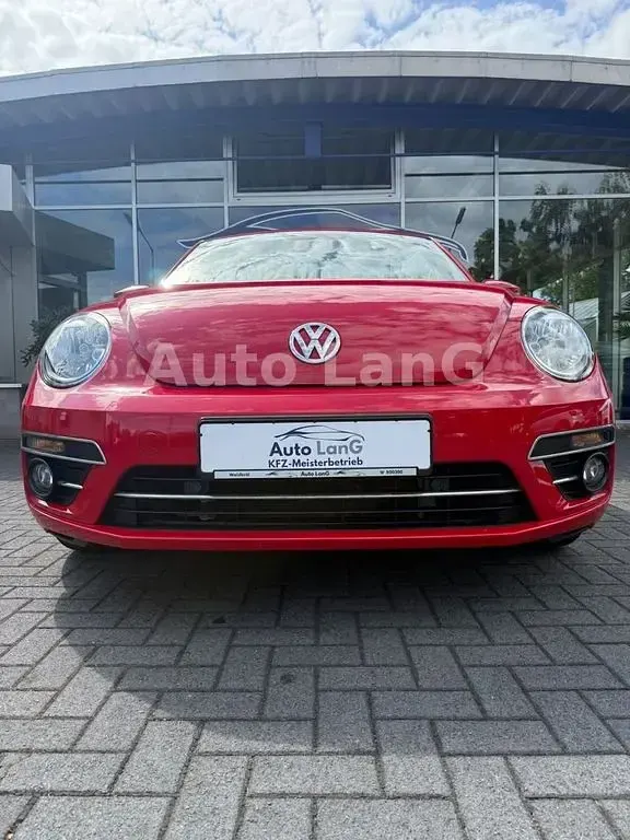 Gebraucht VW Beetle Sound 105 PS (77 kW) 2017 Rot Kleinwagen