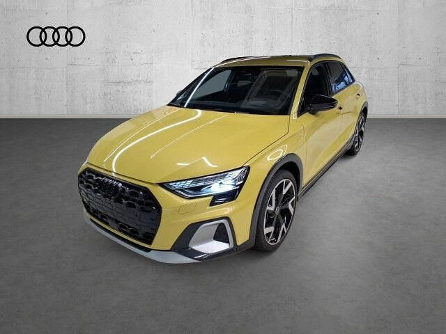 Gebraucht Audi A3 Ambiente 150 PS (110 kW) 2024 Pythongelb metallic Limousine