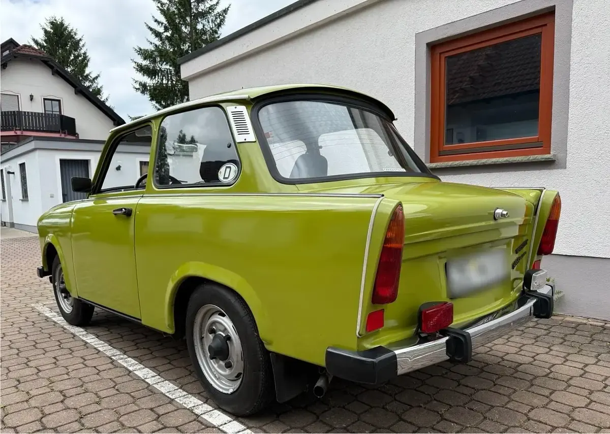 Gebraucht Trabant 601 26 PS (19 kW) 1988 Grün Kleinwagen