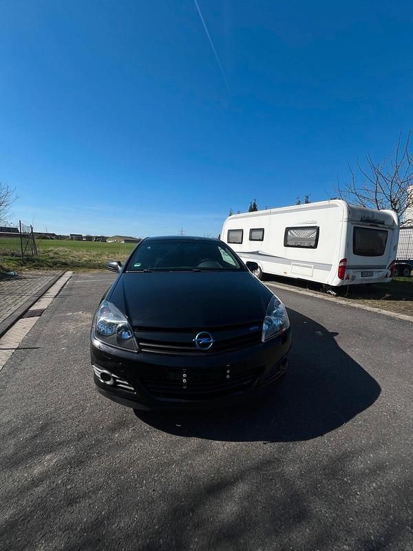 Gebraucht Opel Astra GTC OPC 140 PS (102 kW) 2006 Schwarz Coupé
