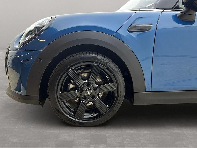 Gebraucht Mini Cooper 136 PS (100 kW) 2022 Blau Kleinwagen