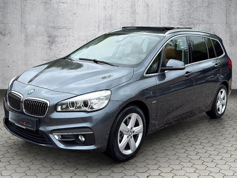 Grau Gebraucht 2016 BMW 218 Gran Tourer Luxury Line Van / Kleinbus | 17.790 € (Fairer Preis) - Bild 1/4