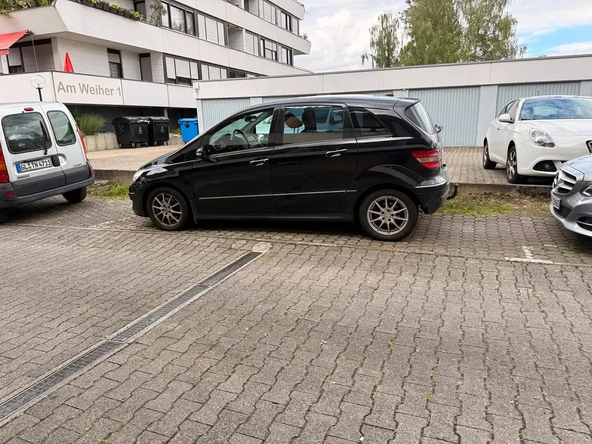 Gebraucht Mercedes B200 136 PS (100 kW) 2007 Schwarz Van / Kleinbus