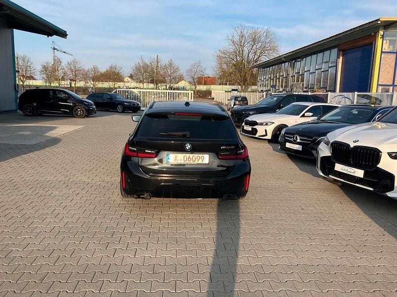 Gebraucht BMW 340 Sport Line 374 PS (275 kW) 2024 Schwarz Kombi