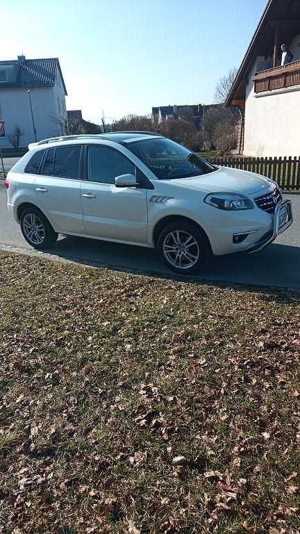 Gebraucht Renault Koleos Bose Edition 173 PS (127 kW) 2013 Weiß SUV