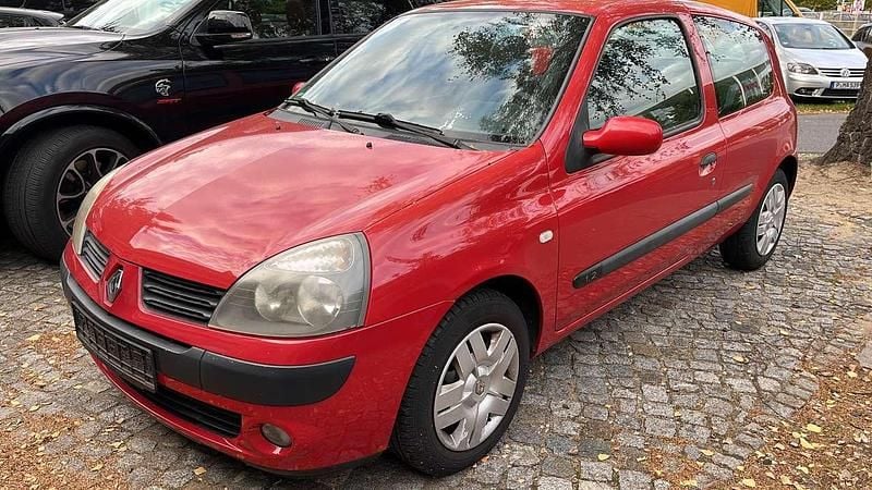 Rot Gebraucht 2005 Renault Clio II Limousine | 1.695 € (Guter Preis) - Bild 1/4