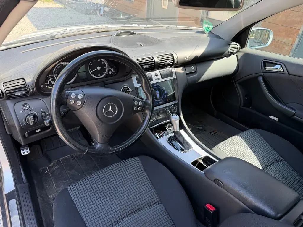 Gebraucht Mercedes C200 Sport Edition 163 PS (119 kW) 2006 Silber