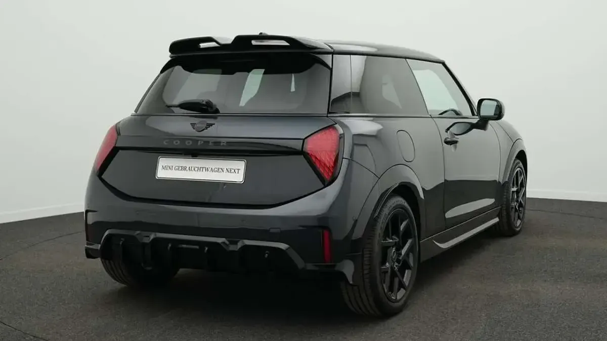 Gebraucht Mini John Cooper Works 156 PS (114 kW) 2025 Grau Kleinwagen