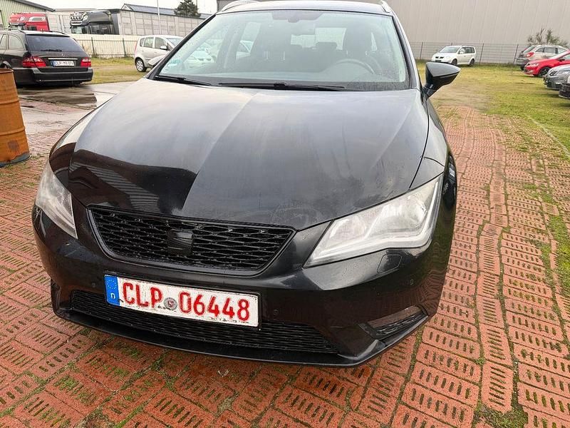 Gebraucht Seat Leon ST Style 105 PS (77 kW) 2014 Schwarz Kombi