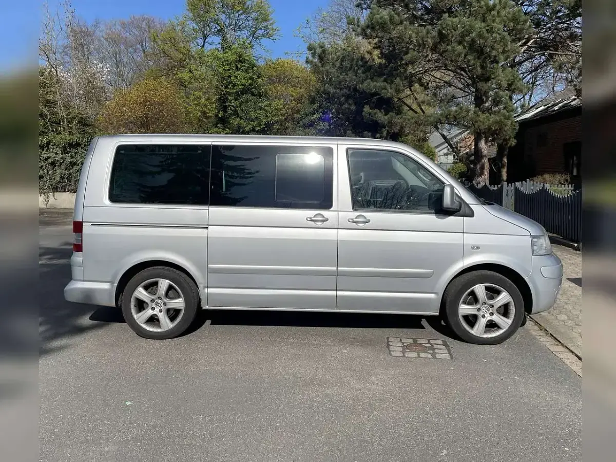 Gebraucht VW Multivan Highline 174 PS (127 kW) 2005 Silber Van / Kleinbus