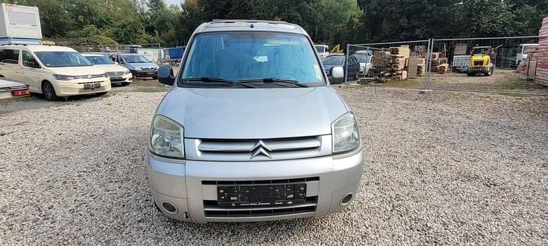 Silber Gebraucht 2005 Citroën Berlingo Van / Kleinbus | 750 € (Guter Preis) - Bild 1/4