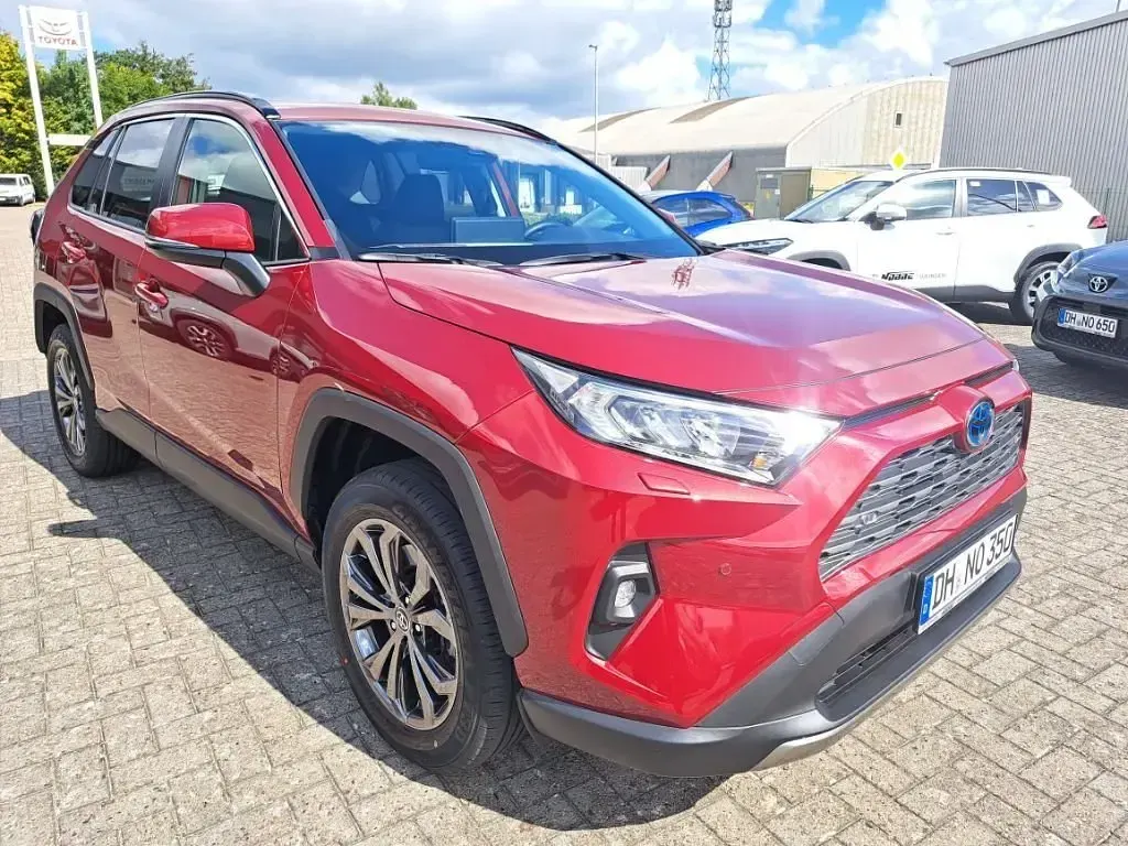 Gebraucht Toyota RAV4 Hybrid Team 218 PS (160 kW) 2024 Tokiorot perleffekt SUV