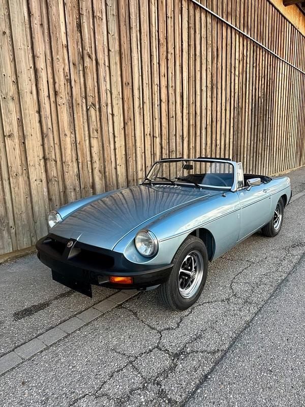 Gebraucht MG B 90 PS (66 kW) 1976 Blau Cabrio