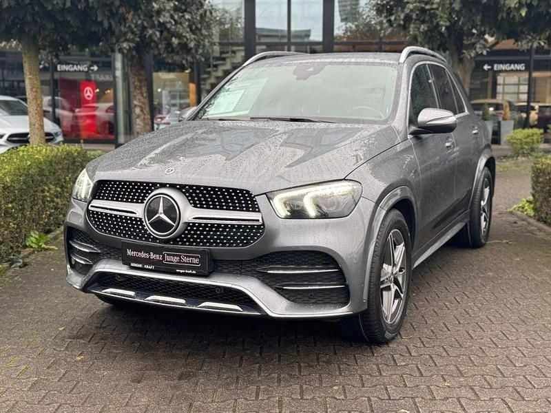 Grau Gebraucht 2021 Mercedes GLE350 AMG SUV | 55.100 € (Fairer Preis) - Bild 1/4