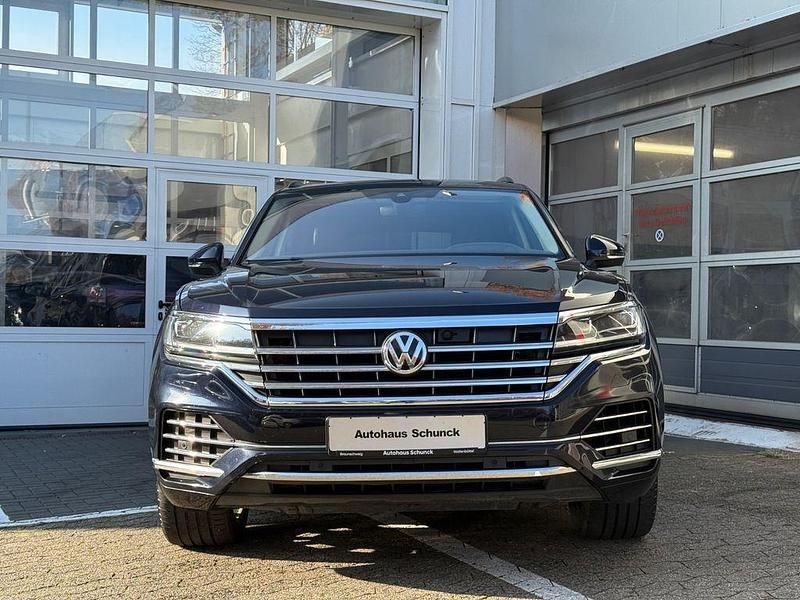 Gebraucht VW Touareg 286 PS (210 kW) 2020 Blau SUV