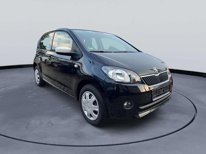 Deepschwarz perleffekt Gebraucht 2015 Skoda Citigo Active Kleinwagen | 7.990 € (Etwas zu teuer) - Bild 1/4