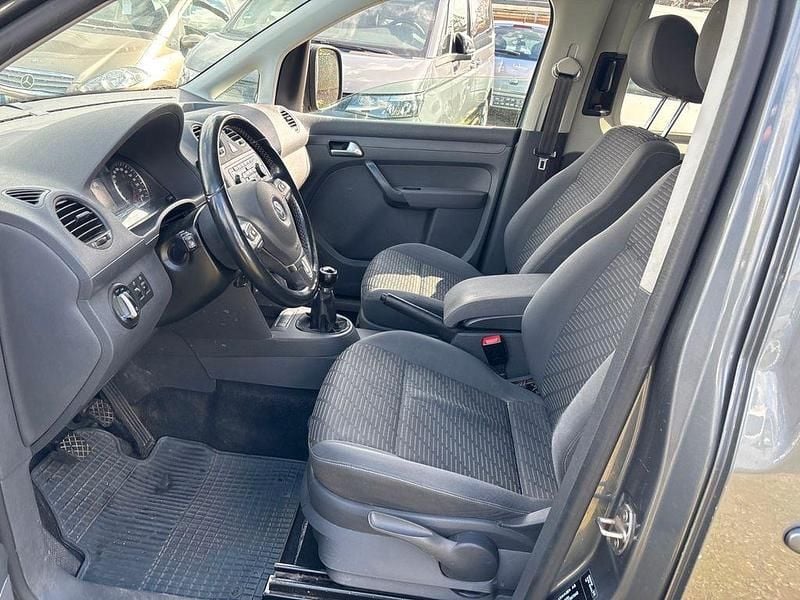 Gebraucht VW Caddy Comfortline 102 PS (75 kW) 2012 Grau Van / Kleinbus