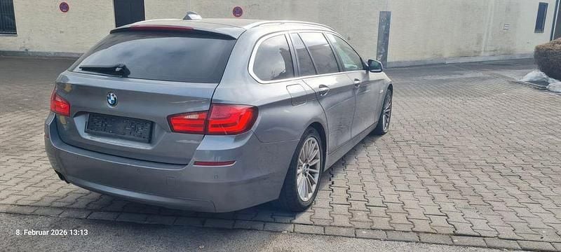 Gebraucht BMW 525 Shadowline 218 PS (160 kW) 2012 Grau Kombi