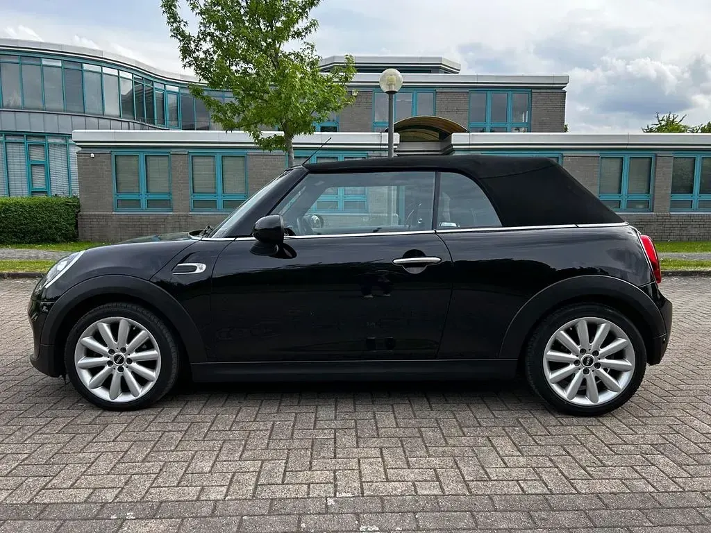 Gebraucht Mini Cooper Chili 136 PS (100 kW) 2019 Schwarz Kleinwagen