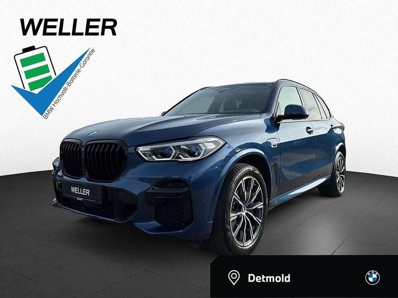 Phytonicblau (blau) Gebraucht 2022 BMW X5 M Sport SUV | 56.850 € (Superpreis) - Bild 1/4