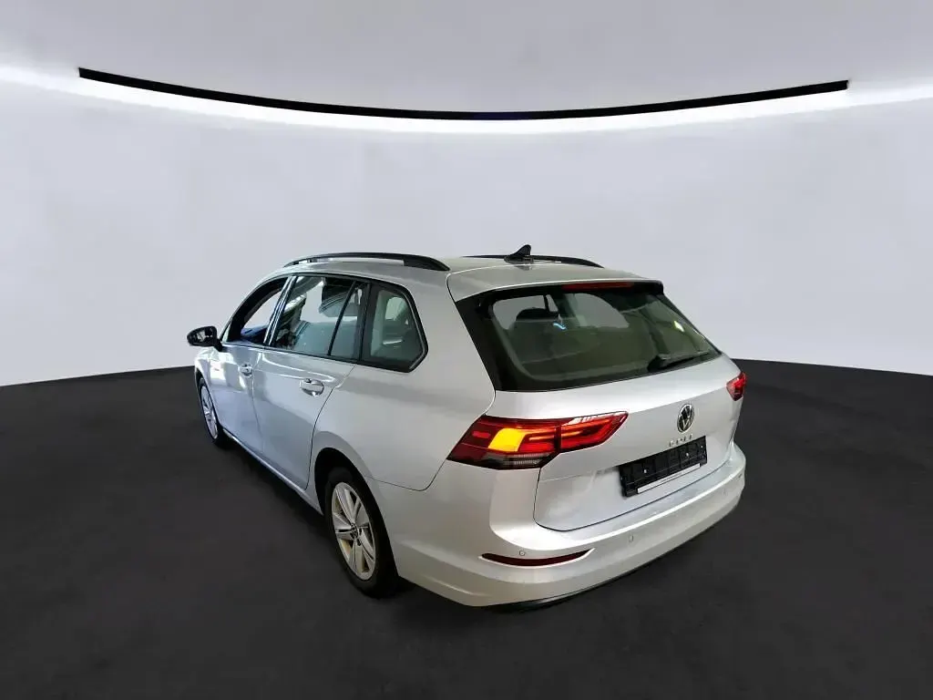 Gebraucht VW Golf VIII Life 116 PS (85 kW) 2021 Silber Kombi