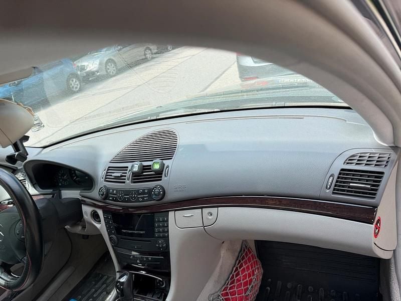 Brugt Mercedes E200 2004 Grøn Sedan