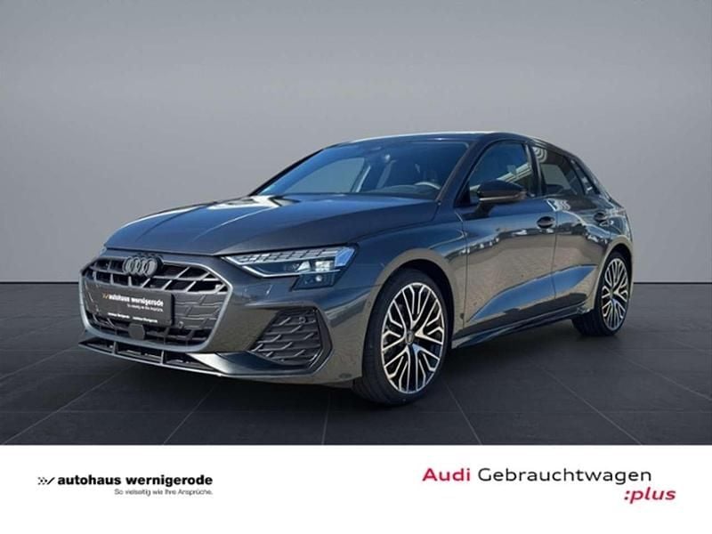 Grau Gebraucht 2025 Audi A3 Sportback Sport Kleinwagen | 46.439 € - Bild 1/4