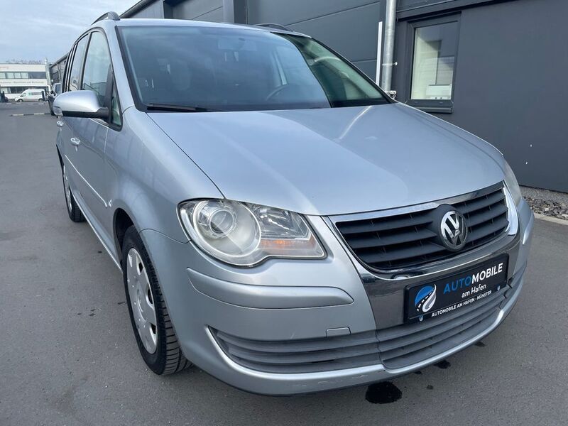 Silber Gebraucht 2007 VW Touran Van / Kleinbus | 2.990 € (Fairer Preis) - Bild 1/4