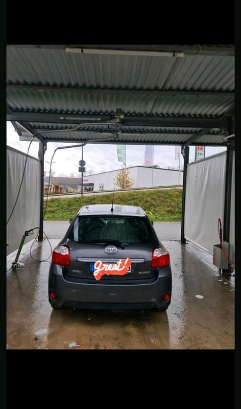 Gebraucht Toyota Auris 99 PS (72 kW) 2012 Grau Kleinwagen