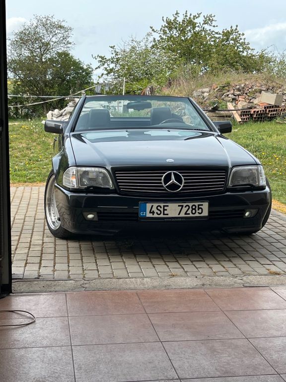 Schwarz Gebraucht 1995 Mercedes SL500 Cabrio | 26.000 € - Bild 1/4