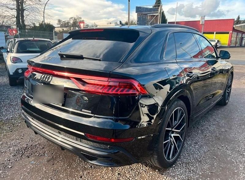 Gebraucht Audi Q8 Competition 286 PS (210 kW) 2022 Schwarz SUV
